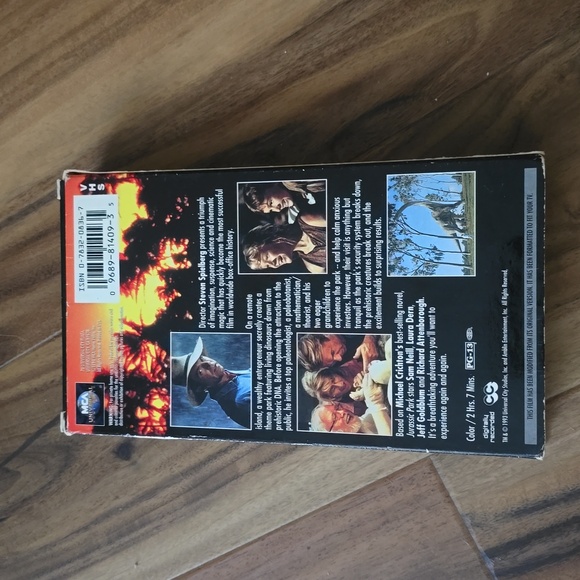 Vintage VHS 1993 Jurassic Park - Picture 2 of 3